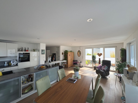 „Bequem leben in jedem Alter – attraktive 4,5 Zimmer Wohnung in ruhiger Lage von Mettingen“, 73733 Esslingen am Neckar / Mettingen, Wohnung