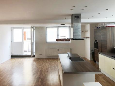 wunderschöne 4-Zi.-Loftwohnung in Augsburg-Pfersee, modern saniert, für Paare oder kleine Familien, 86157 Augsburg / Pfersee, Loft/Studio/Atelier