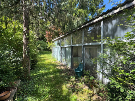 „Seltenes Angebot: Uneinsehbares Baugrundstück mit Altbestand in bester Lage von Gerlingen“, 70839 Gerlingen, Wohngrundstück