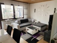 „Als Kapitalanlage oder zur Eigennutzung – großzügiges Zweifamilienhaus in Meitingen-Erlingen“, 86405 Meitingen / Erlingen, Zweifamilienhaus