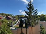 "Lass die Sonne rein - Helle und freundliche 3-Zi.-OG-ETW in Böblingen, unterhalb der Waldburg" - Blick vom Treppenhaus