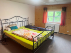 Vielseitiges Haus in Grünenbach – saniert, mit 3 Wohnungen, Ausbaupotenzial & Vermietungschance! - Kinderzimmer OG