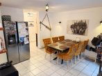 "Familienfreundliche 4-Zimmer-Wohnung mit Terrasse und Gartenanteil" - Essbereich