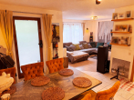"Familienfreundliche 4-Zimmer-Wohnung mit Terrasse und Gartenanteil" - Wohn/Essbereich