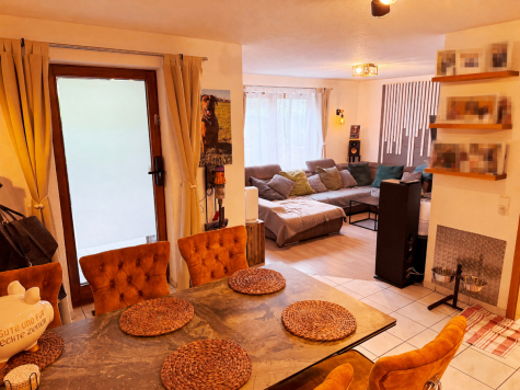 „Familienfreundliche 4-Zimmer-Wohnung mit Terrasse und Gartenanteil“, 71522 Backnang, Erdgeschosswohnung
