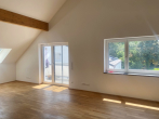 Wohnen - Essen - Seniorengerechte, große, neuwertige 2,5-Zi.-Maisonette in Krumbach – mit Aufzug u. TG-Stellplatz