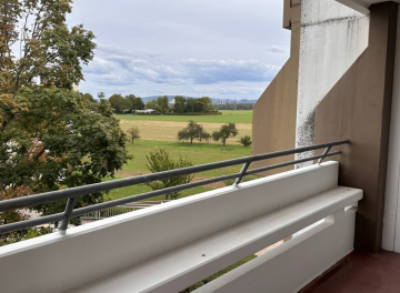 „Familienfreundliches Zuhause mit großem Balkon und TG-Stellplatz“, 70806 Kornwestheim, Wohnung