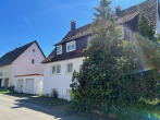 "Handwerker aufgepasst - Stark renovierungsbedürftiges 2-FH in ruhiger Lage von Bempflingen" - Außenansicht II