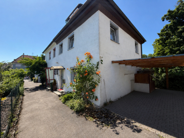 „Familienglück mit Garten – Charmante Doppelhaushälfte in Bad Cannstatt“, 70376 Stuttgart Bad Cannstatt, Doppelhaushälfte