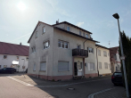 Hausansicht - Uhingen: 3-Familienhaus mit Perspektive und Potenzial