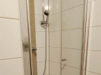 "Sonniges Apartment mit Balkon, Aufzug & Stellplatz - 1-Zi.-OG-ETW in Tamm" - Dusche