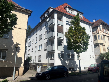 „Ihr neues Zuhause in Esslingen: Großzügige 3,5-Zimmer-OG-Wohnung mit Balkon und TG Platz „, 73728 Esslingen, Wohnung