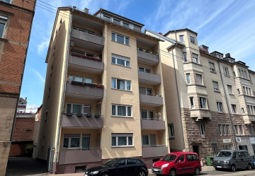 „3-Zi.-DG-Wohnung mit Weitblick in Top Lage von Stuttgart West – Nähe Hölderlinplatz“, 70176 Stuttgart, Dachgeschosswohnung