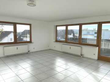 „Wohnen auf Zuhause auf zwei Ebenen–charmante 4-Zi.Maisonette in Leinfelden-Echterdingen (Musberg)“, 70771 Leinfelden-Echterdingen / Musberg, Dachgeschosswohnung