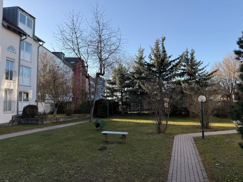 Gut geschnittene 3-Zi.-ETW in Böblingen – Toplage, ruhig und zentrumsnah gelegen, 71034 Böblingen, Dachgeschosswohnung